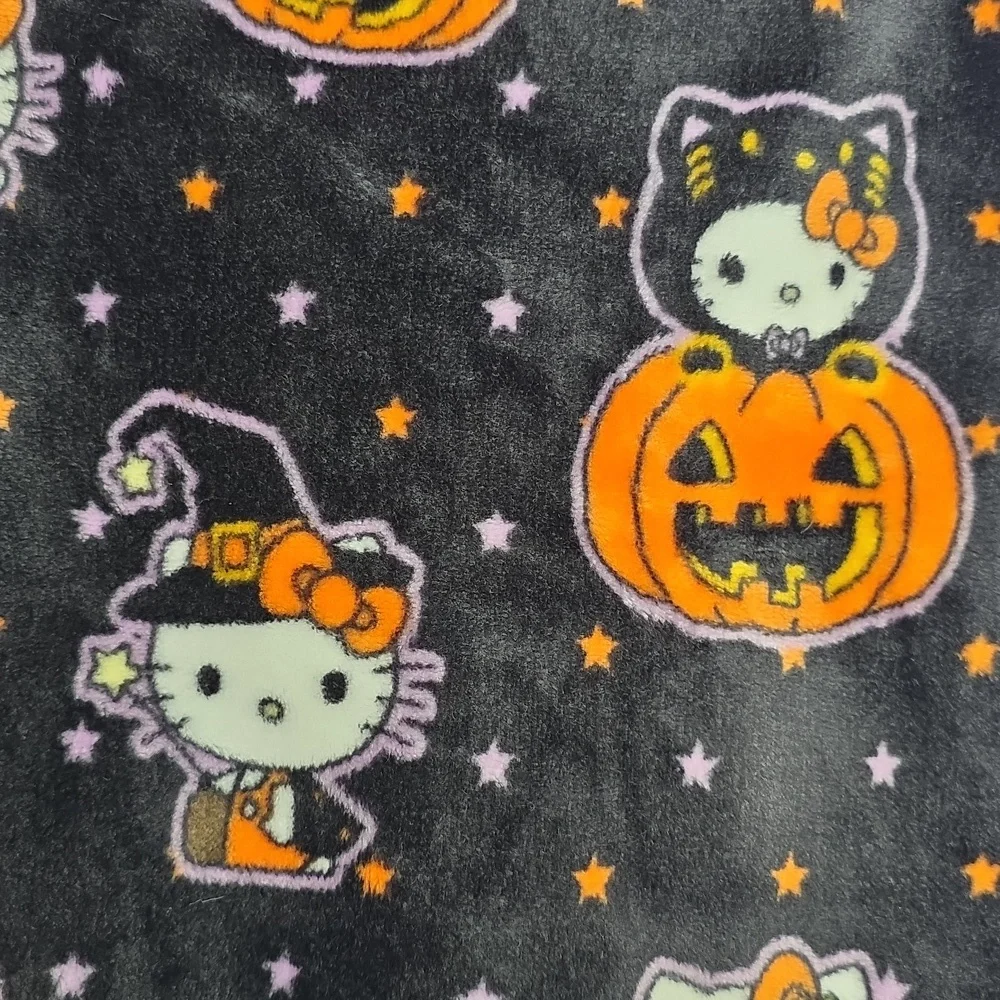 *Rare Color/Pattern* Hello Kitty Black Orange Halloween Costumes Throw Blanket